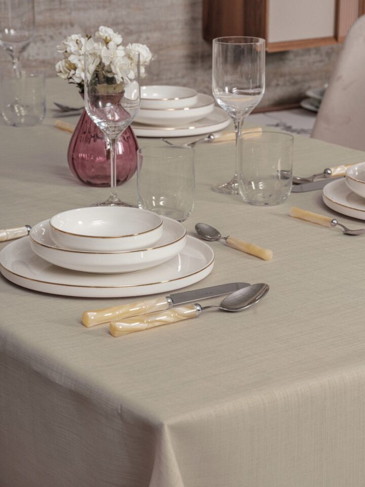 Plain 220 - Beige