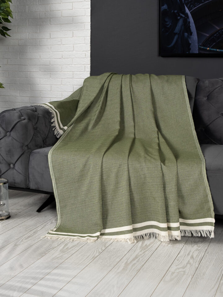 Alinda - Green (170 x 300)