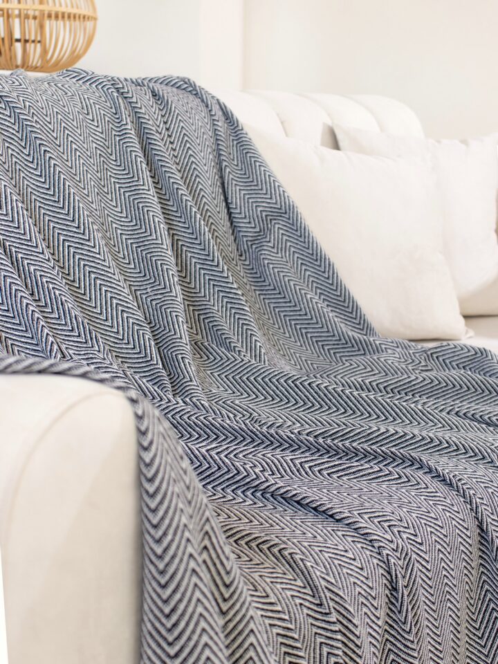Woven Cozy - Black